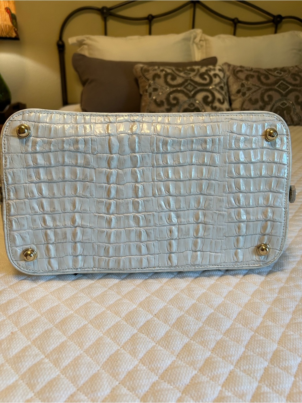 NWT Brahmin Vivian Satchel in Macaroon La Scala Embossed Leather - Picture 6 of 12